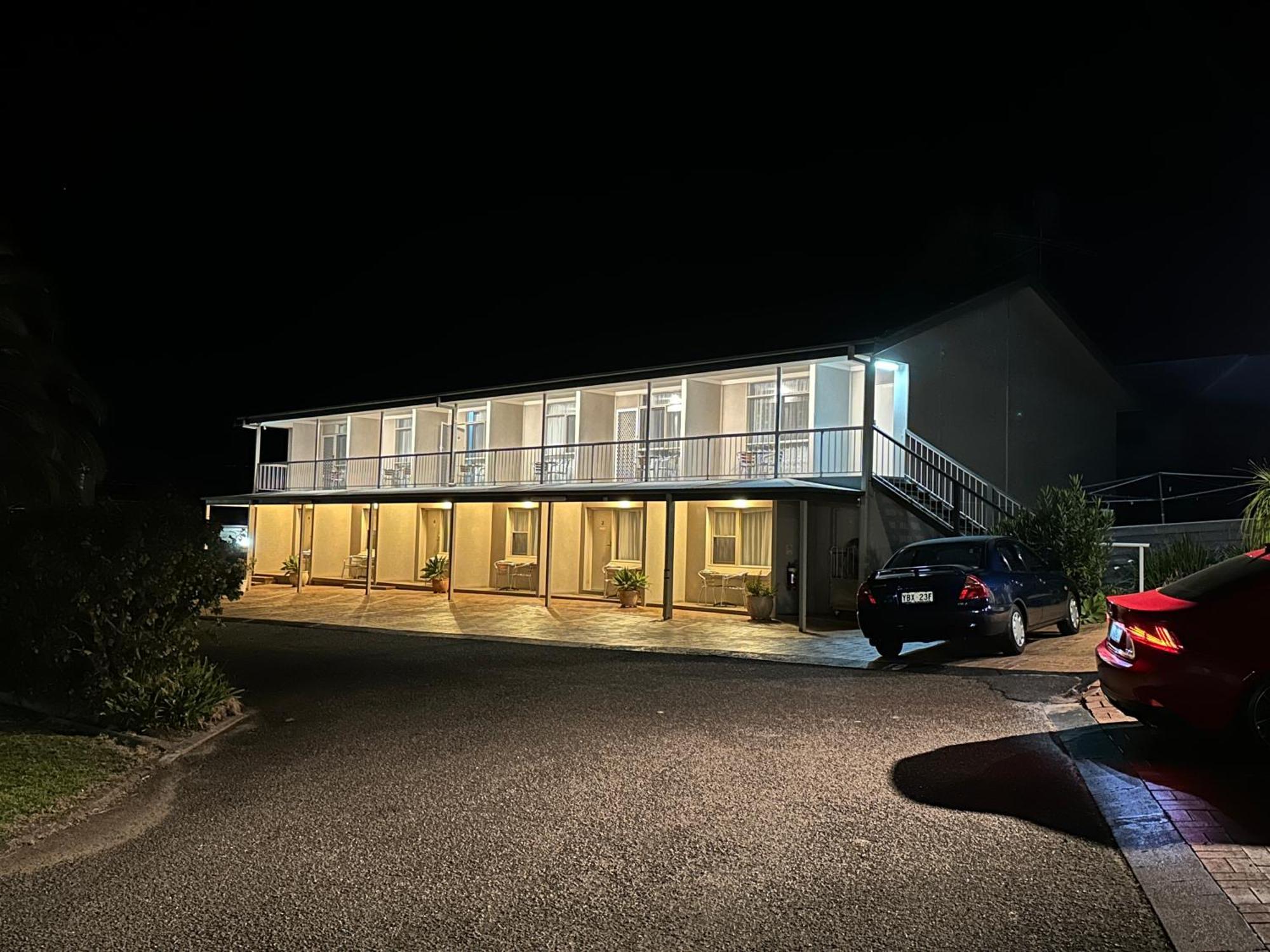 Holiday alojamiento Motor Inn Narooma Exterior foto